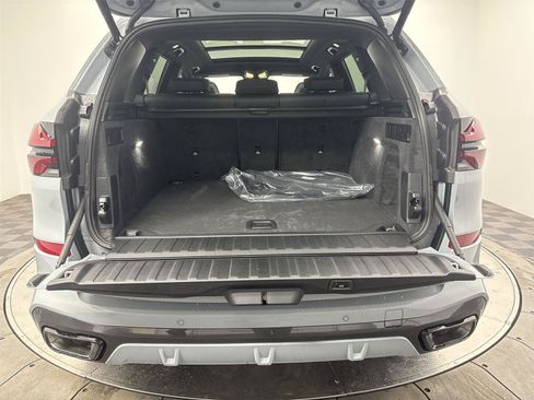 New 2026 BMW X5 xDrive40i w/ M Sport Package AWD/4WD image 21