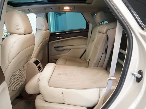 Used 2012 Cadillac SRX Luxury image 26