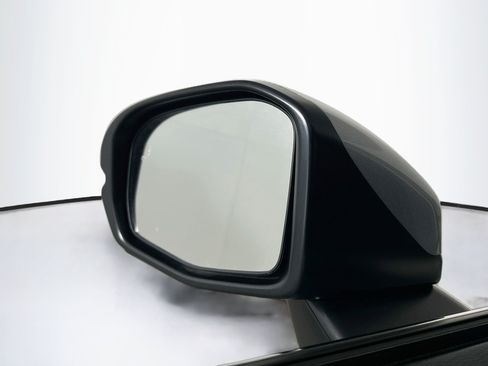 Used 2025 Honda CR-V EX image 16