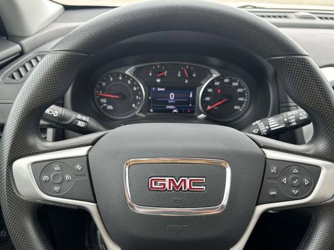Used 2023 GMC Terrain SLE w/ Driver Convenience Package image 21