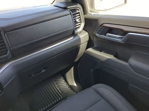 New 2025 Chevrolet Silverado 1500 LT image 17