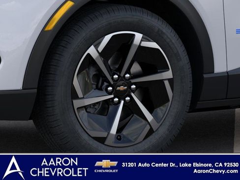 New 2026 Chevrolet Equinox EV LT AWD/4WD image 9