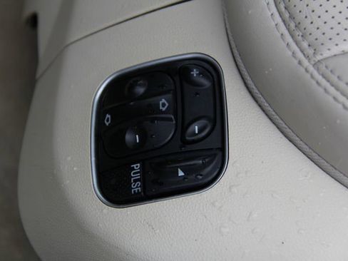 Used 2008 Mercedes-Benz SL 550 image 22