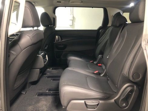 New 2026 Kia Carnival SX Prestige image 17