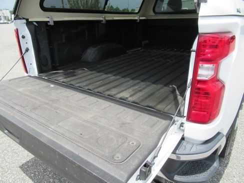 Used 2024 Chevrolet Silverado 2500 W/T w/ WT Convenience Package AWD/4WD image 27