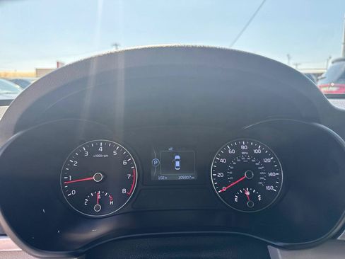 Used 2016 Kia Optima LX FWD image 18