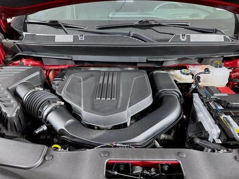 Used 2024 GMC Acadia AT4 w/ Luxury Package image 36