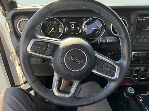 Used 2022 Jeep Wrangler Unlimited Rubicon 4xe w/ Cold Weather Group image 16