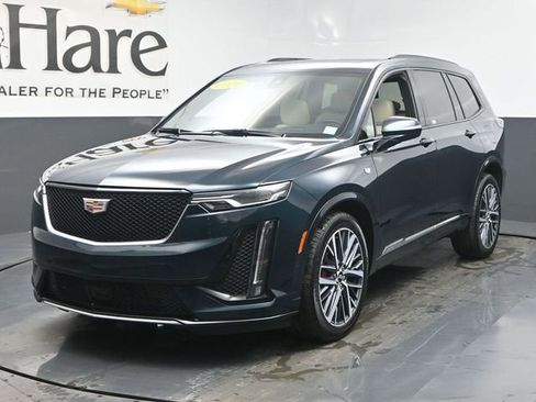 Used 2024 Cadillac XT6 Sport w/ Technology Package AWD/4WD image 39