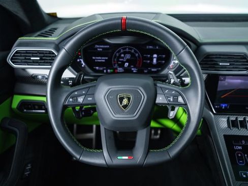 Used 2024 Lamborghini Urus S AWD/4WD image 29