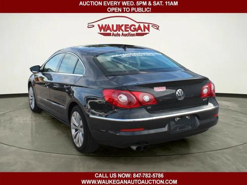 Used 2012 Volkswagen CC R-Line FWD image 4