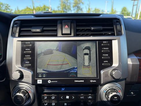 Used 2023 Toyota 4Runner Limited AWD/4WD image 19