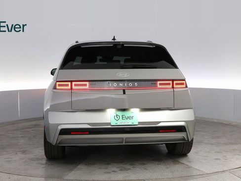 Used 2025 Hyundai Ioniq 5 Limited image 13