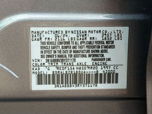 Used 2024 Nissan Sentra S FWD image 12