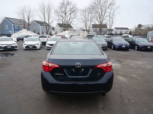 Used 2019 Toyota Corolla LE image 4