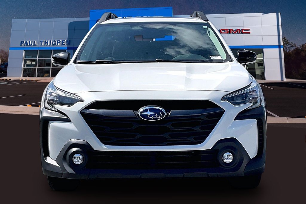 Used 2025 Subaru Outback Premium AWD/4WD image 2
