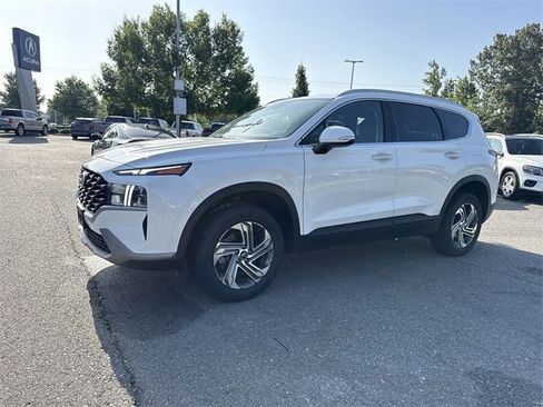 Used 2023 Hyundai Santa Fe SEL image 7