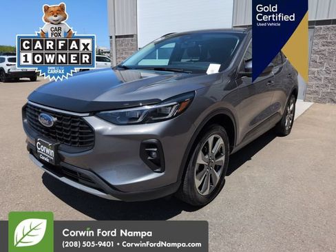 Used 2025 Ford Escape Platinum AWD/4WD image 9