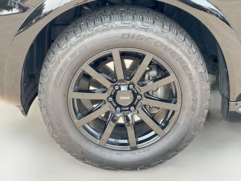 Used 2019 Nissan Armada Platinum w/ Captain's Chairs Package AWD/4WD image 35