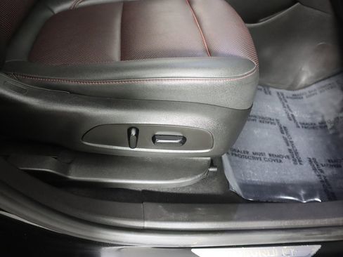 Used 2021 Chevrolet Blazer RS image 31