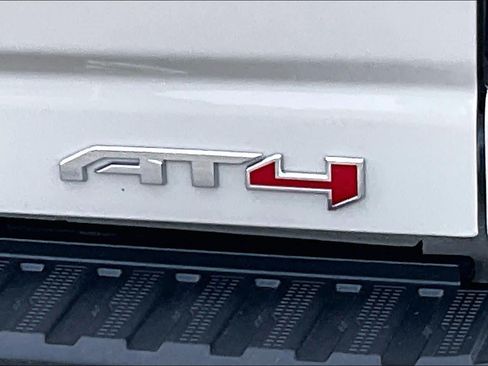 Used 2026 GMC Sierra 2500 AT4 w/ AT4 Premium Plus Package AWD/4WD image 10