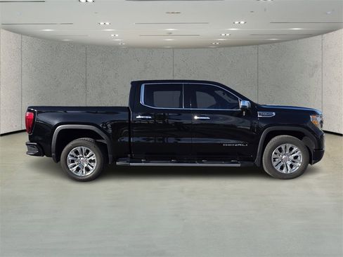 Used 2021 GMC Sierra 1500 Denali w/ Technology Package image 2