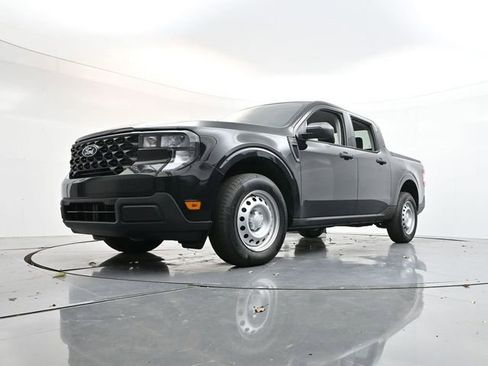 New 2026 Ford Maverick XL image 28