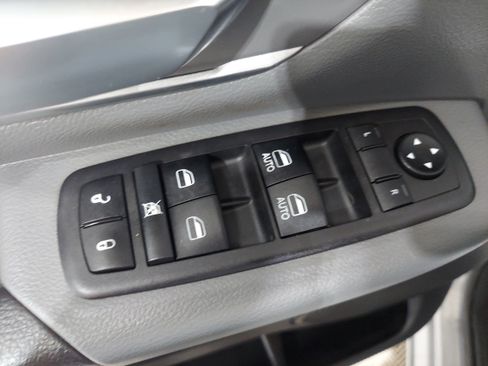 Used 2019 RAM 1500 Big Horn AWD/4WD image 17