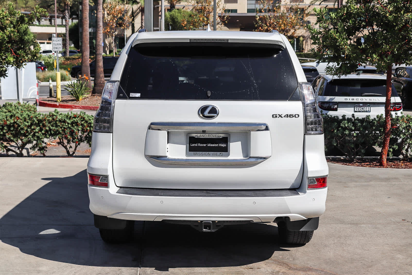 Used 2022 Lexus GX 460 Premium w/ Premium Package AWD/4WD image 5