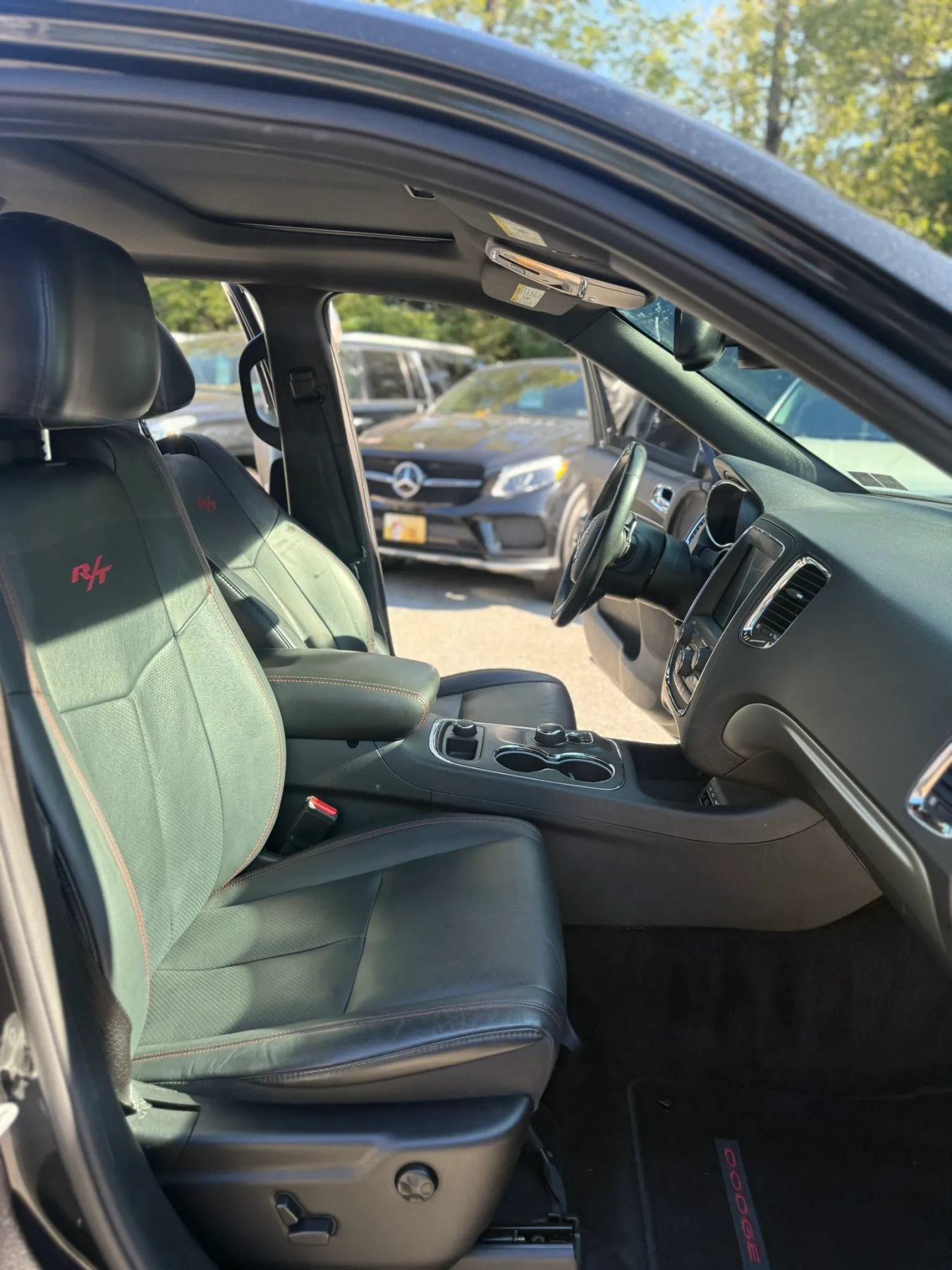 Used 2014 Dodge Durango R/T w/ Trailer Tow Group IV AWD/4WD image 17