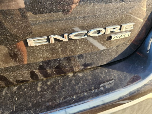 Used 2021 Buick Encore Preferred AWD/4WD image 9