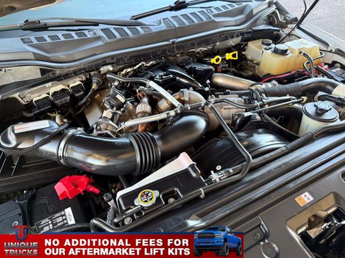 Used 2017 Ford F350 Lariat w/ Lariat Ultimate Package image 13