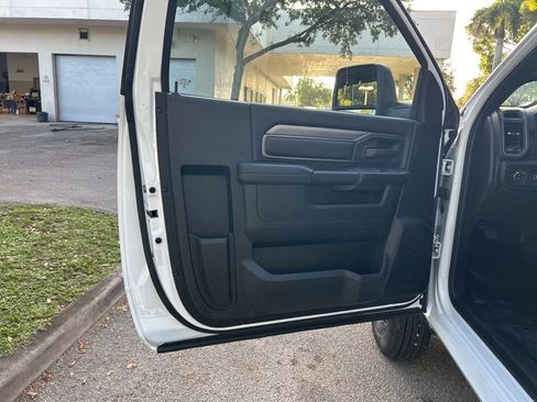 Used 2025 RAM 3500 Tradesman AWD/4WD image 27