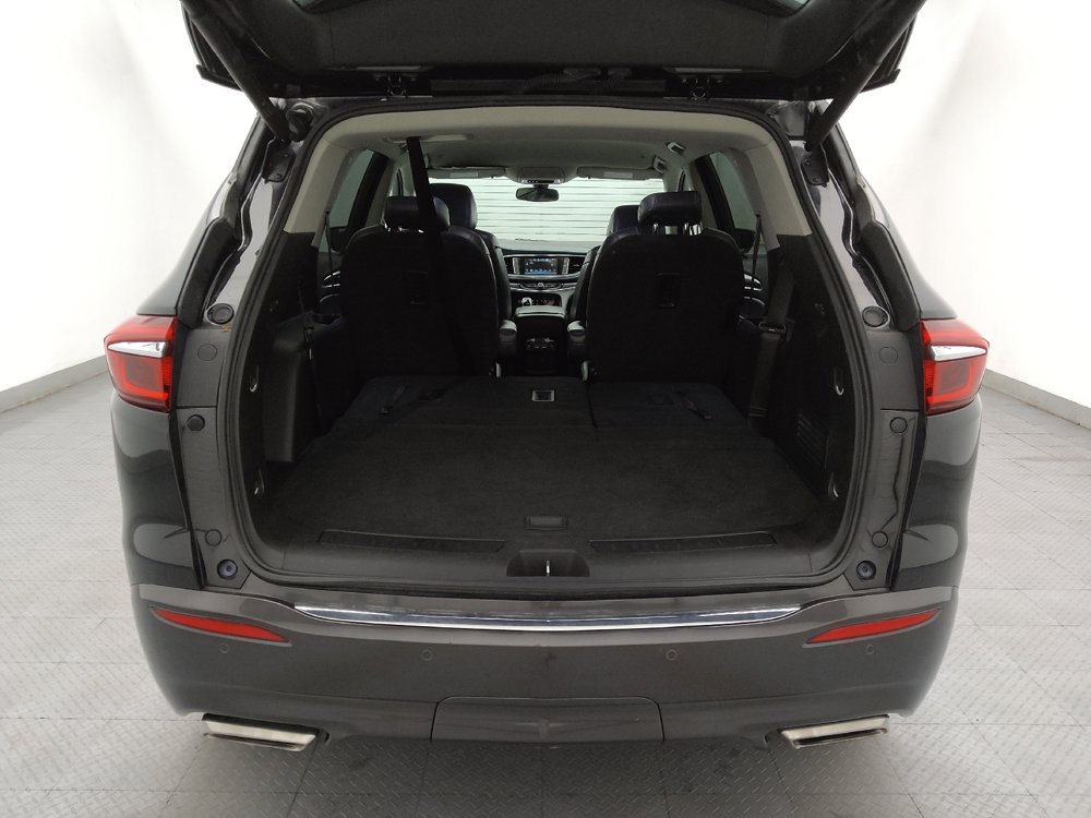 Used 2018 Buick Enclave Essence FWD image 29