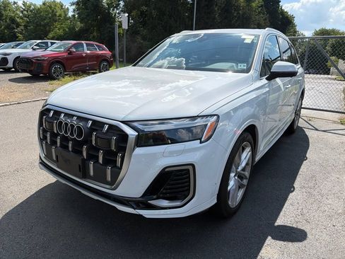 Used 2025 Audi Q7 3.0T Premium Plus w/ Premium Plus Package AWD/4WD image 1