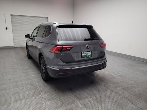 Used 2024 Volkswagen Tiguan SE FWD image 6