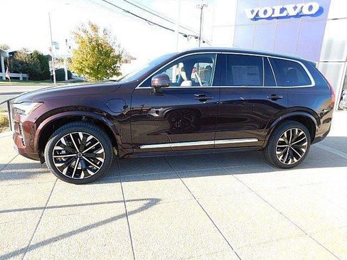 New 2026 Volvo XC90 T8 Ultra w/ Protection Package Premier AWD/4WD image 11