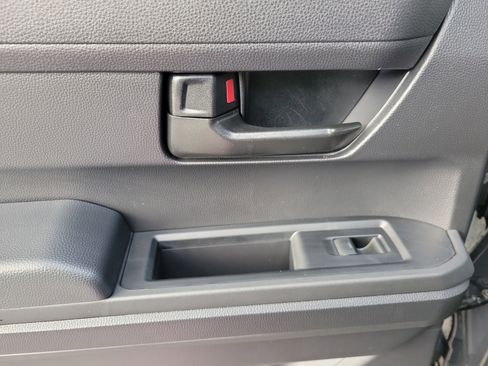 Certified 2025 Toyota Tacoma SR5 image 20