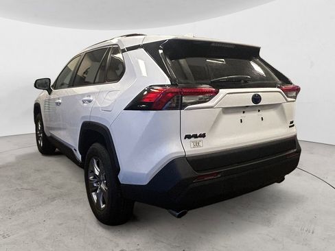 Certified 2022 Toyota RAV4 XLE w/ Convenience Package image 3