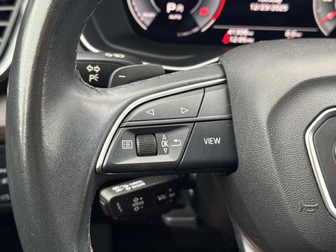 Used 2021 Audi Q5 Premium Plus w/ Premium Plus Package image 11