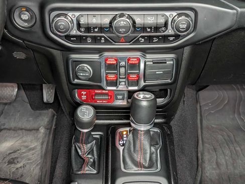 Used 2020 Jeep Wrangler Unlimited Rubicon w/ Quick Order Package 28Y Recon image 22