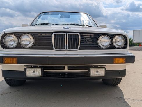 Used 1987 BMW 325i Convertible RWD image 25