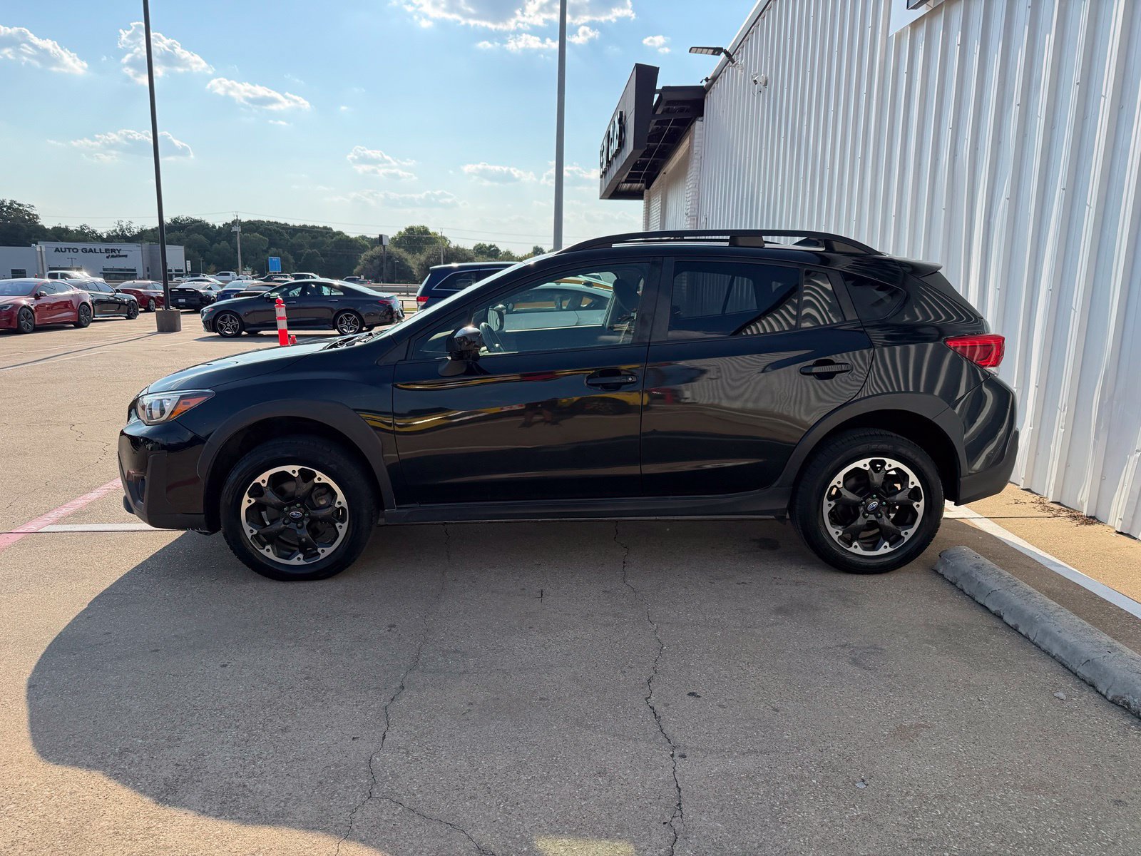 Used 2021 Subaru Crosstrek 2.0i Premium AWD/4WD image 3