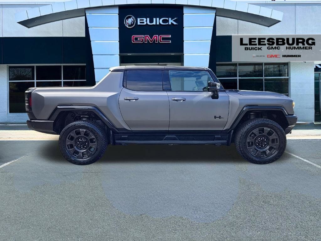Used 2026 GMC Hummer EV 4x4 Crew Cab w/ Carbon Fiber Edition Package image 8