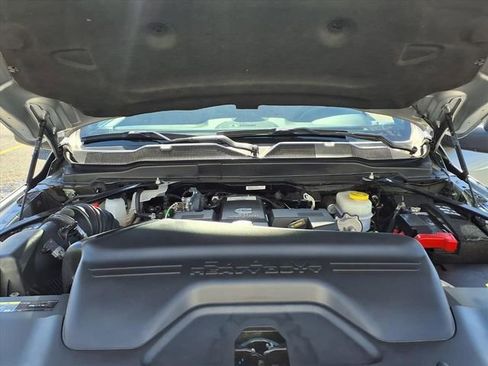 Used 2024 RAM 3500 Big Horn AWD/4WD image 14