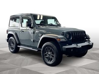 Used 2024 Jeep Wrangler Sport AWD/4WD video 2