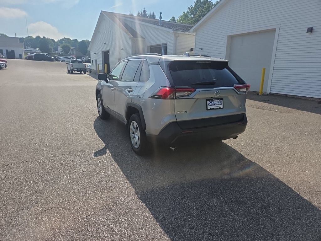 Used 2021 Toyota RAV4 LE w/ Carpet Mat Package (TMS) FWD image 4