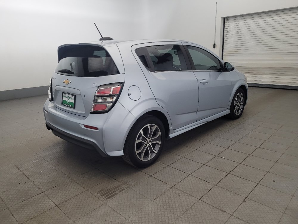 Used 2017 Chevrolet Sonic LT FWD image 9