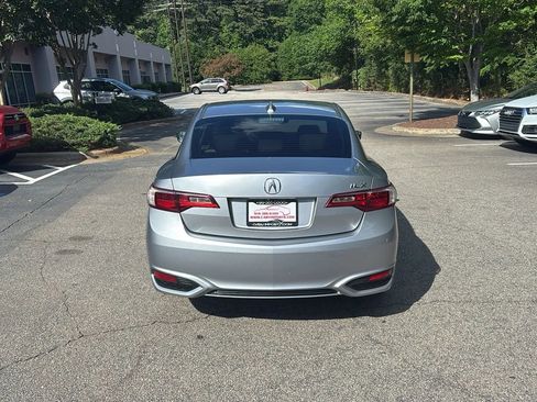 Used 2017 Acura ILX FWD image 6
