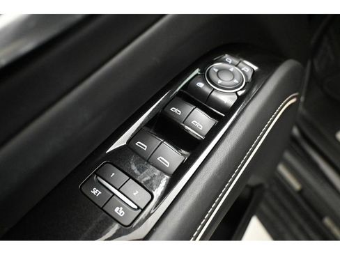 Used 2023 Cadillac Escalade Sport Platinum w/ LPO, ONYX Package AWD/4WD image 45
